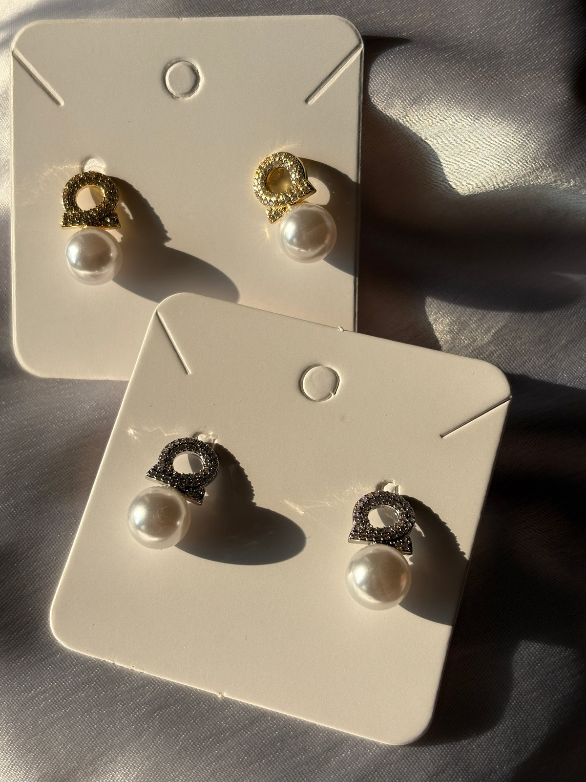 Pearly Studs