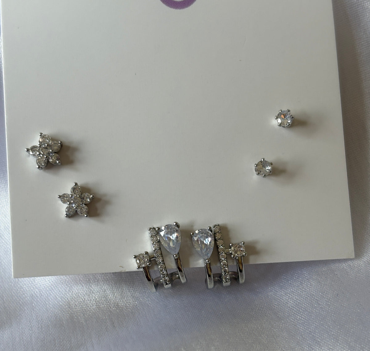 Pierced Earrings Set