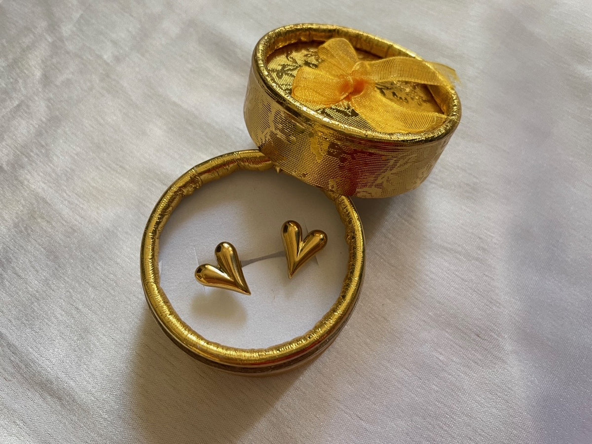 Heart Studs
