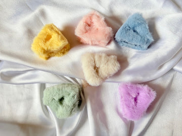 Triangle Fur Clip