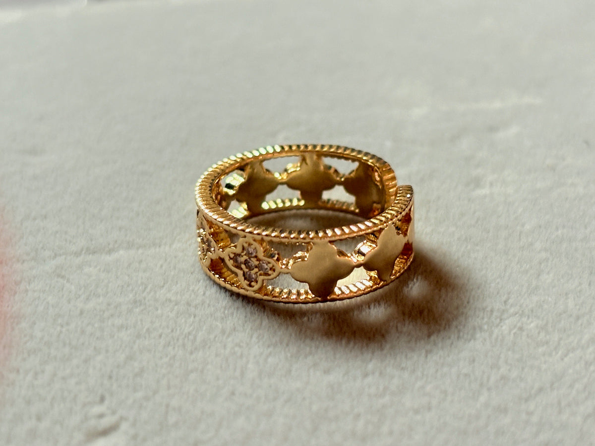 Clover Band