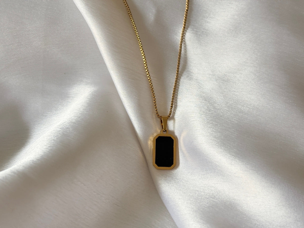 Regal Onyx Necklace