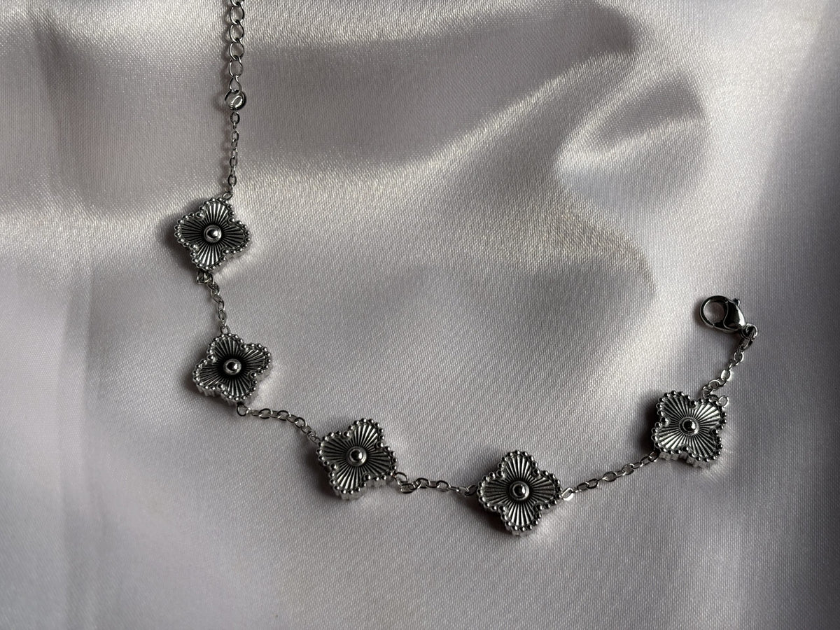 Silver Clover Bracelet