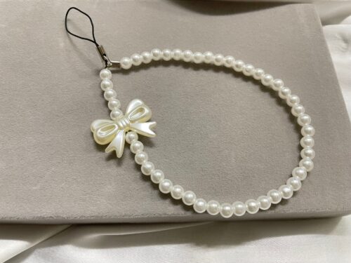 Pearly Pearl Phone Charm
