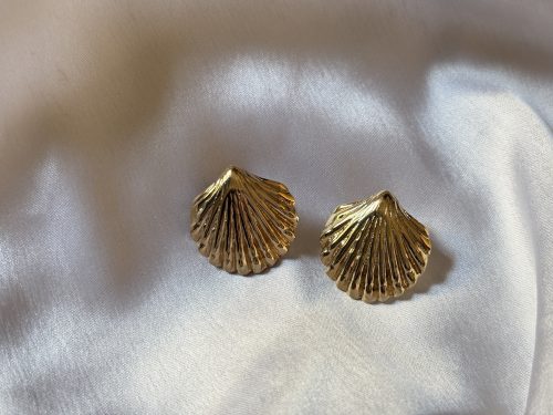 Shell Earrings