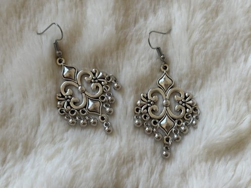 Vama Earrings