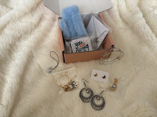 Rakhi Hamper 2