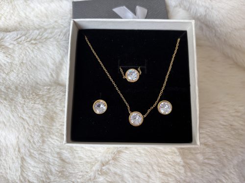 Single Stone Set
